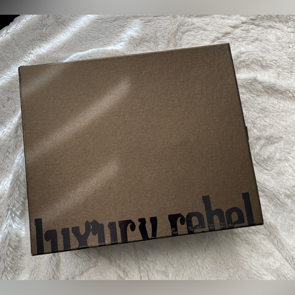 Black Luxury Rebel Wedge Booties - Picture 4 of 15